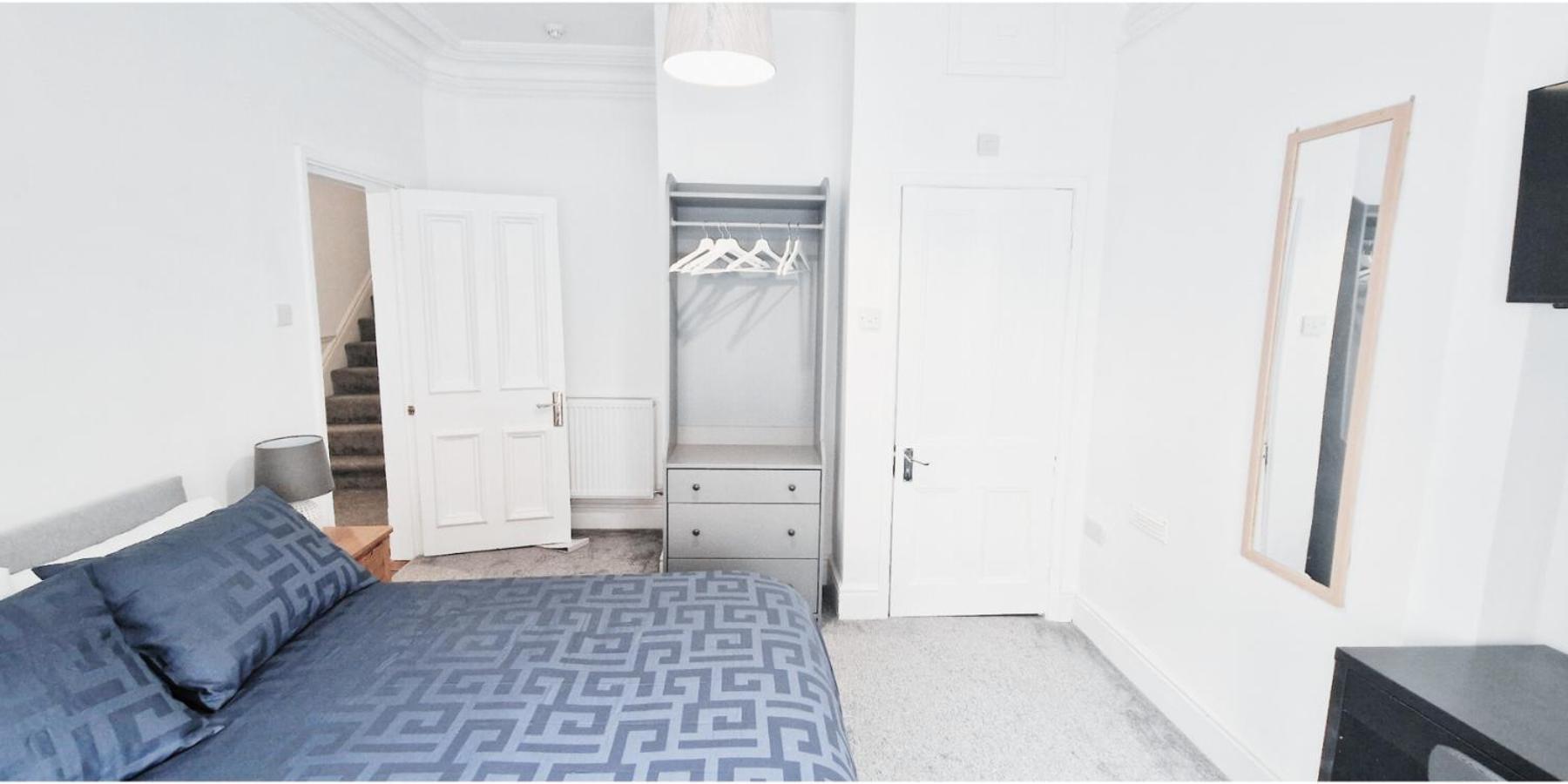 Double Room In Modern House Near 노팅엄 외부 사진
