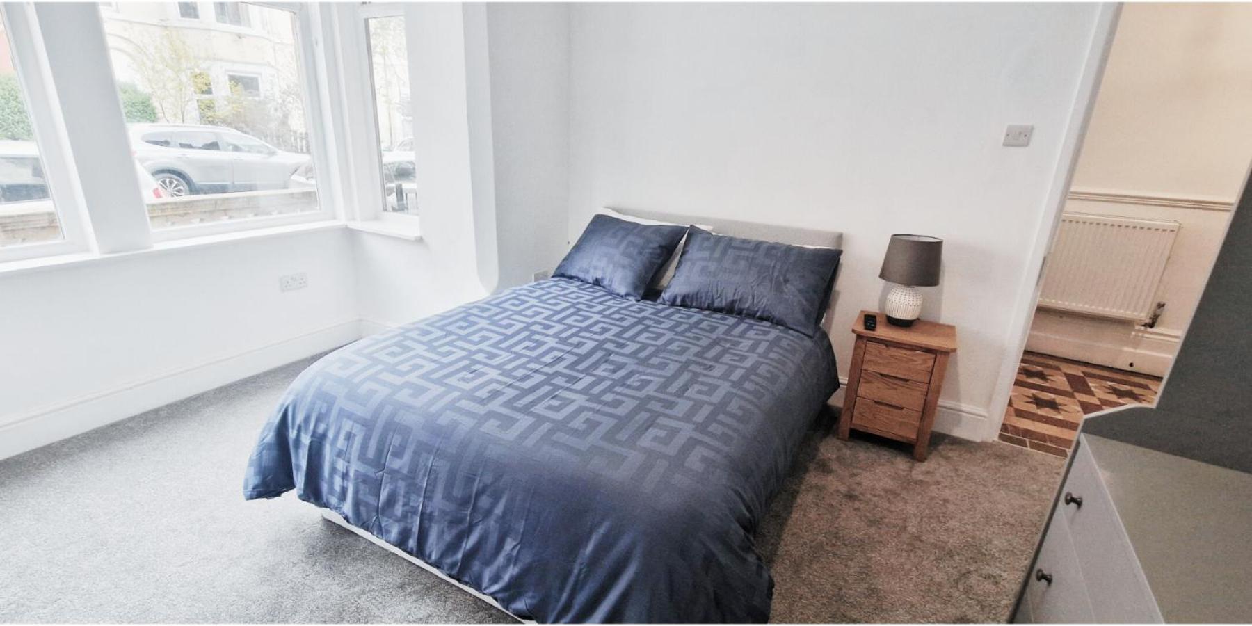 Double Room In Modern House Near 노팅엄 외부 사진